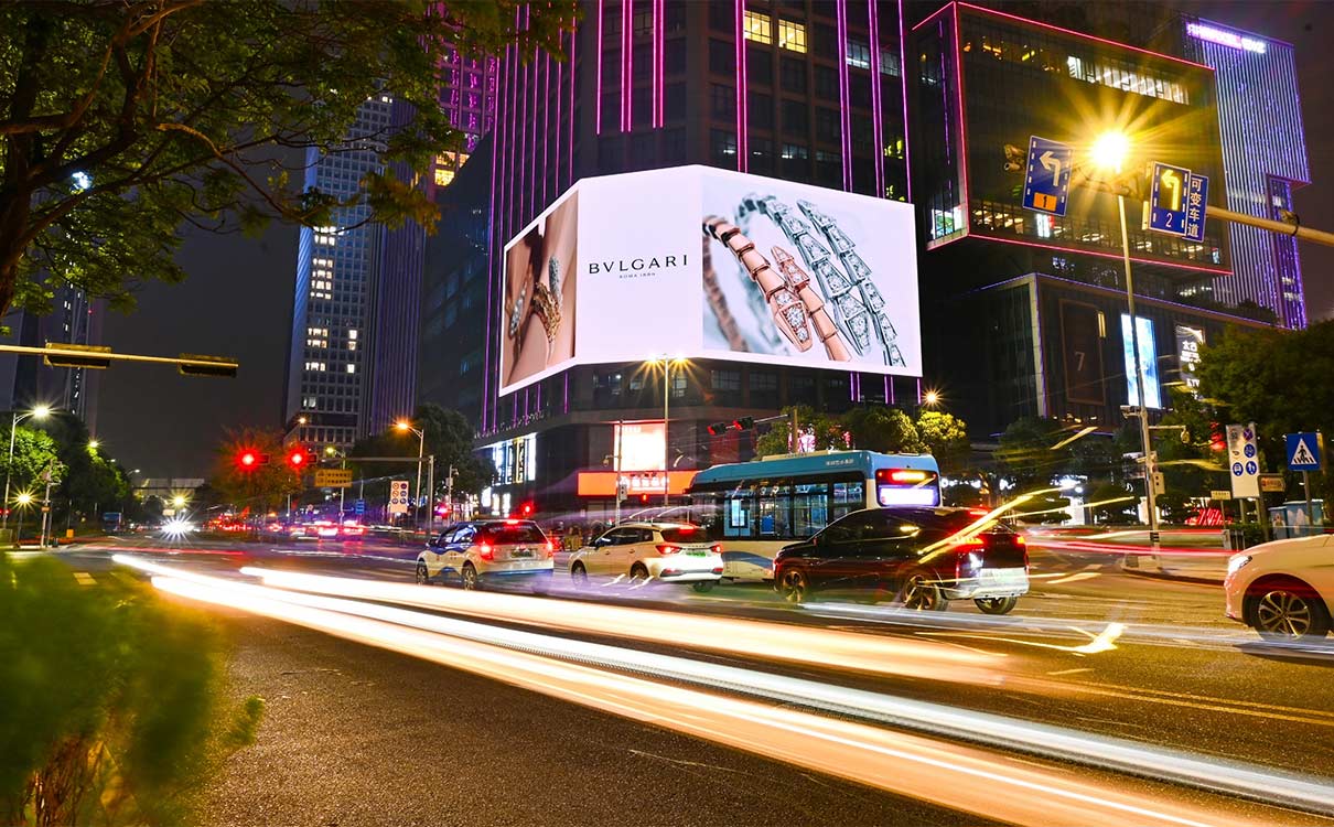 深圳后海超级总部基地鹏润达大厦外墙LED屏